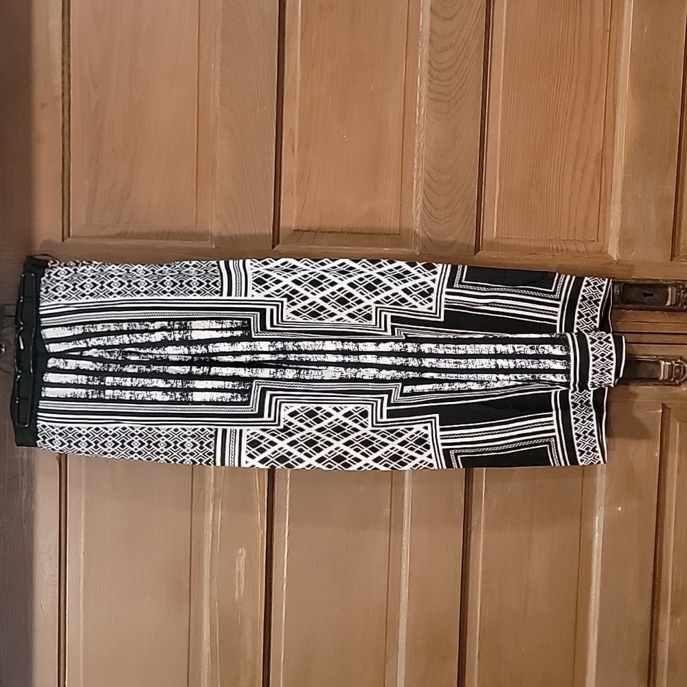Connection 18 Geometric Black and White Wide Leg Pants